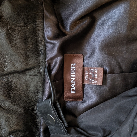 Danier Leather Fur Lined Jacket - Picture 7 of 9